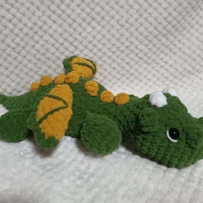 Bébé dragon vert kaki et moutarde2