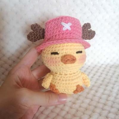 Petit canard boudeur avec chapeau Tony Tony Chopper